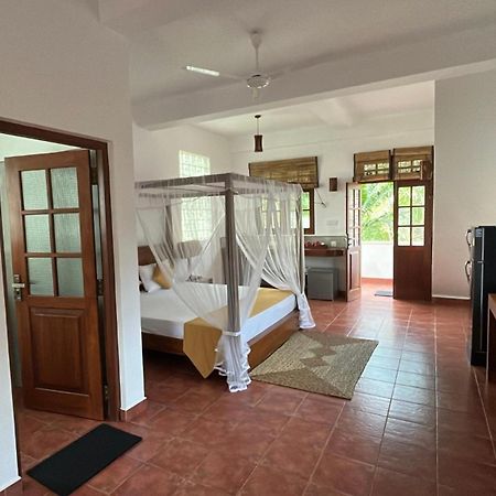Beach Club Apartments Induruwa Εξωτερικό φωτογραφία
