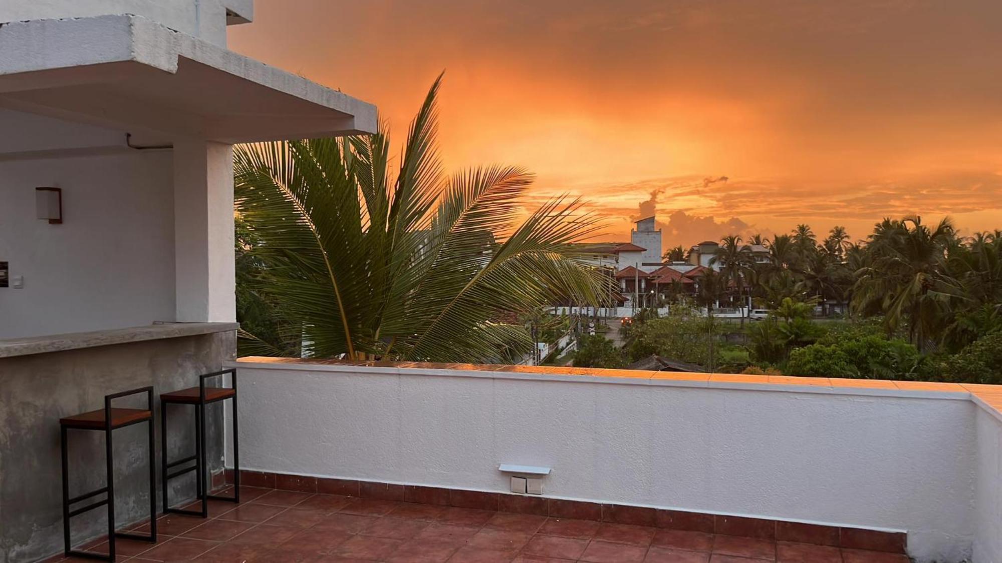 Beach Club Apartments Induruwa Εξωτερικό φωτογραφία