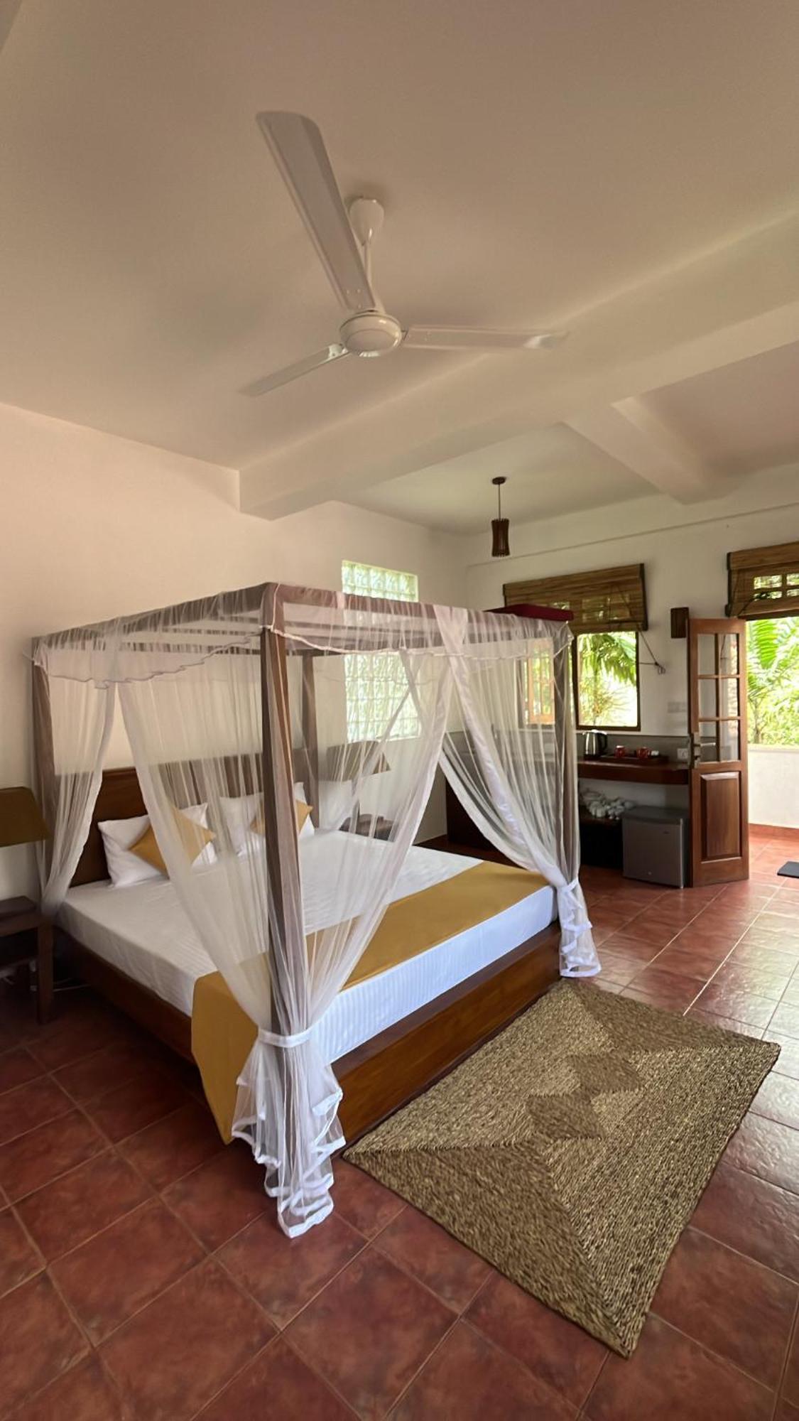 Beach Club Apartments Induruwa Εξωτερικό φωτογραφία