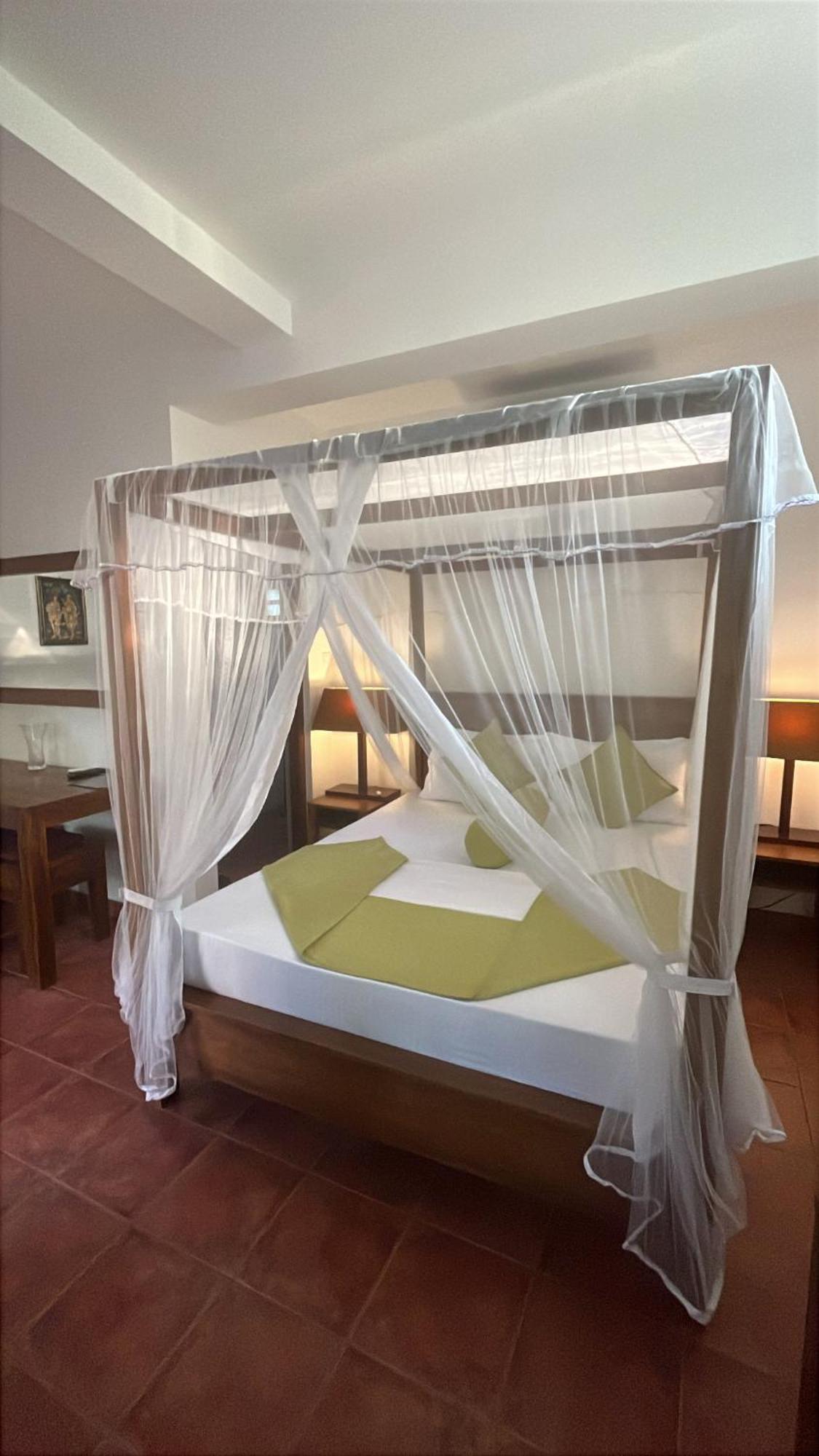 Beach Club Apartments Induruwa Εξωτερικό φωτογραφία